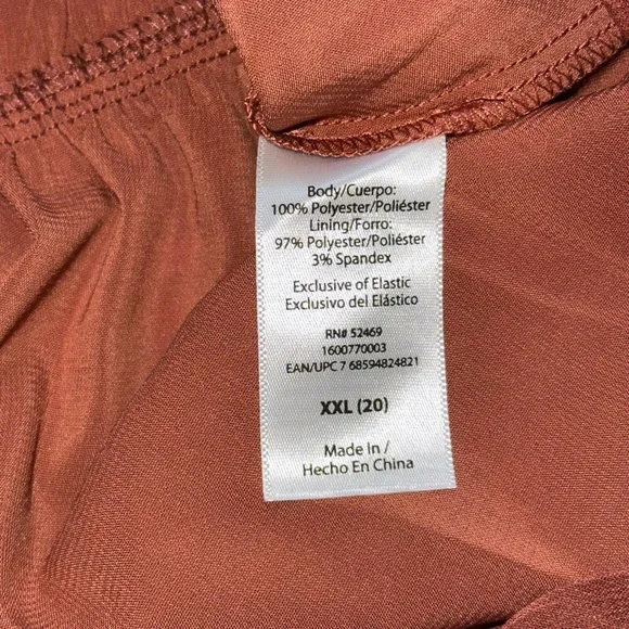 Sofia Vergara Floral V neck  Blouse - Picture 6 of 7